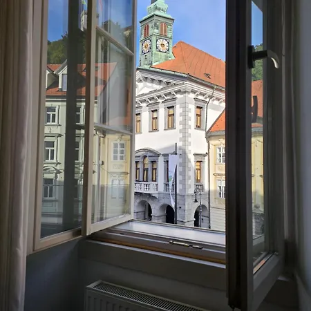 Daire Historic Townhouse Tina By Hall *