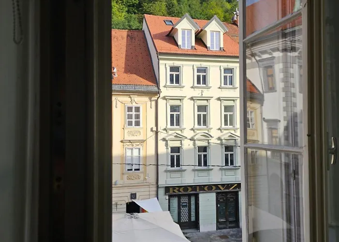 Appartamento Historic Townhouse Tina By Hall