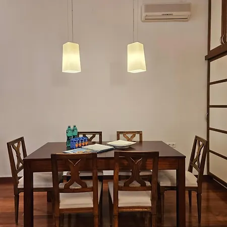 Historic Townhouse Tina By Hall Liubliana